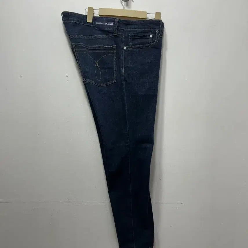 [BUNJANG] Calvin Klein Dark Wash Denim Jeans 36 / 캘빈클라인 진청 데님 청바지 36