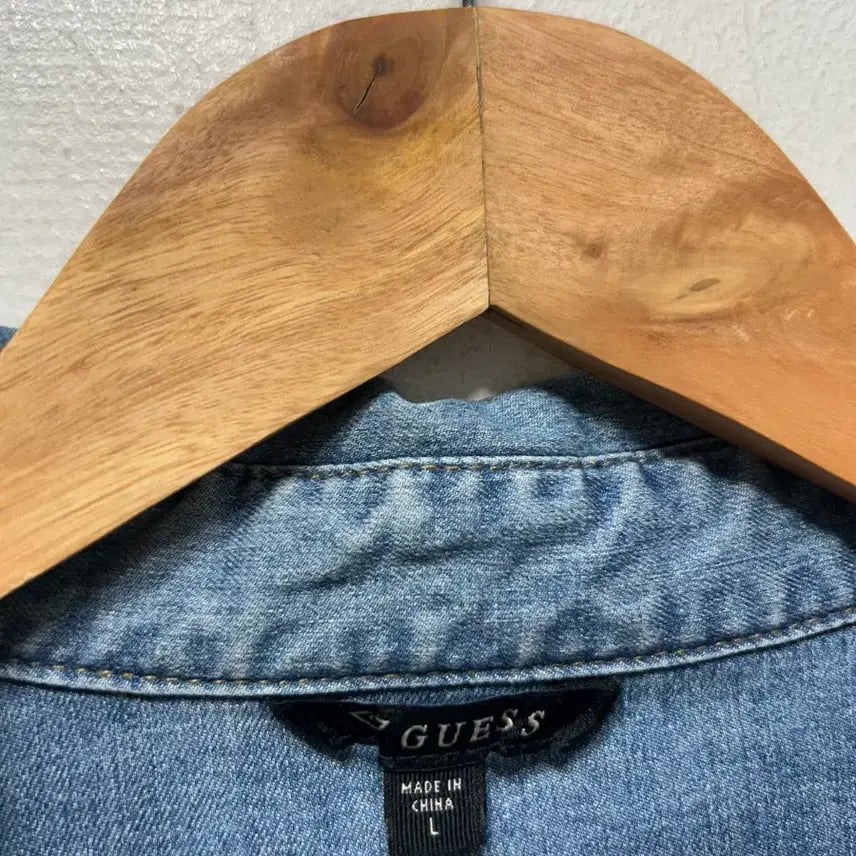 [SOLD OUT] 게스 데님 셔츠 남방 청남방 L