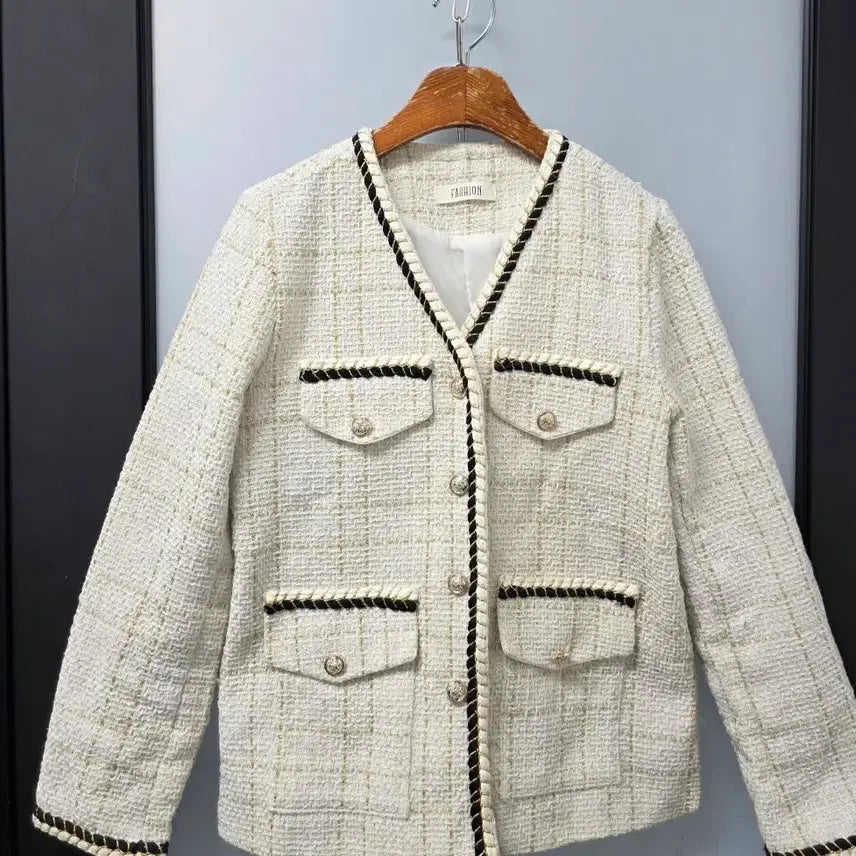 [BUNJANG] Tweed Jacket with Pearl Buttons / 진주버튼 트위드자켓