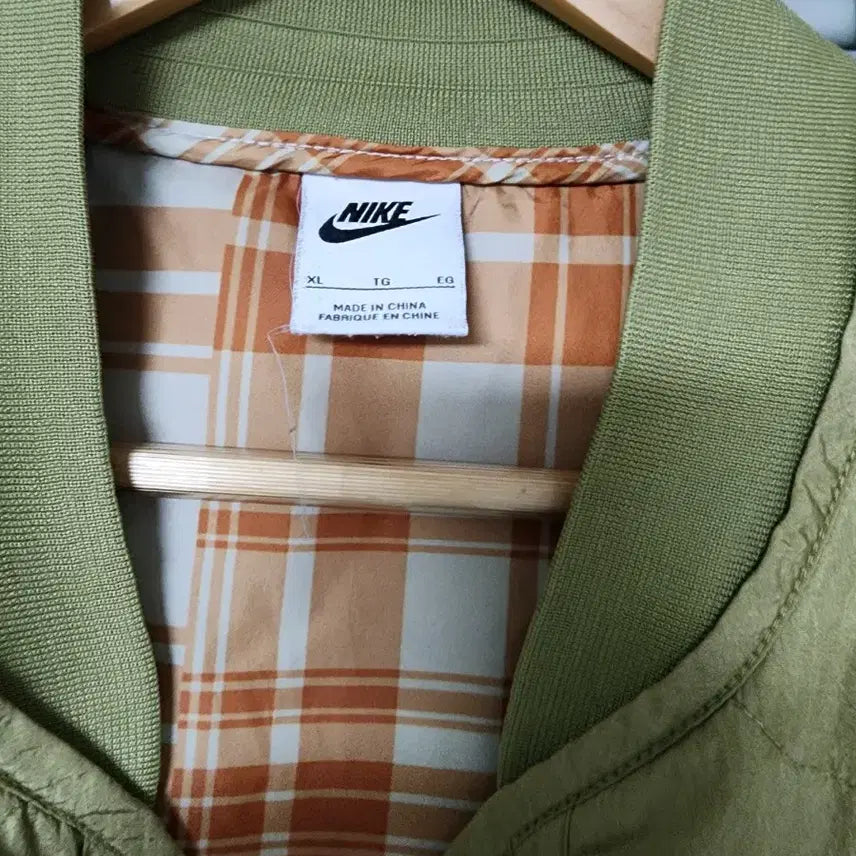 [BUNJANG] Nike Quilted Bomber Jacket - XL / 나이키 퀼팅 봄버 자켓 XL