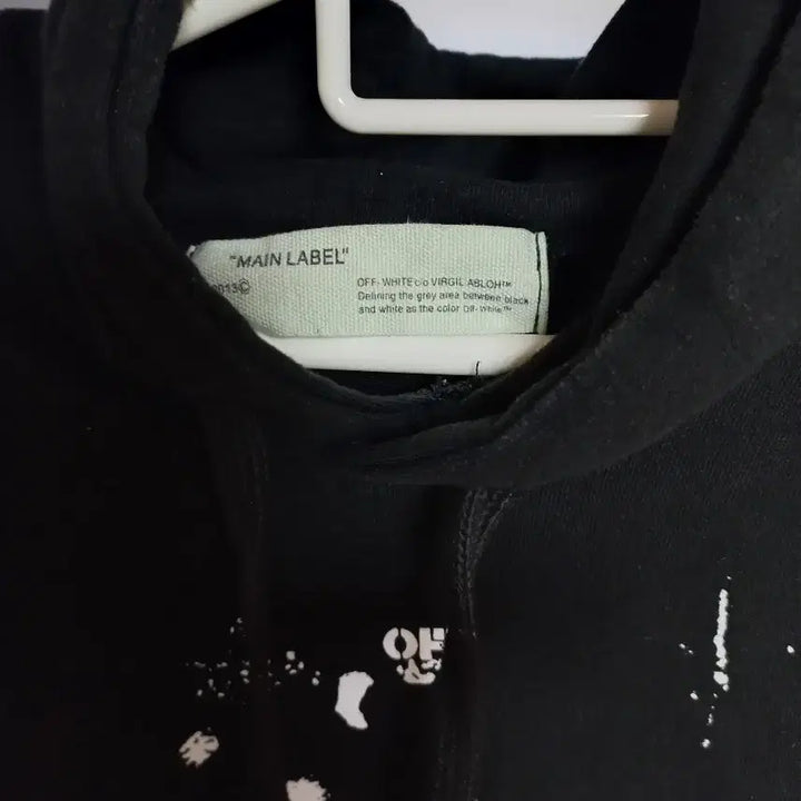[SOLD OUT] 오프화이트 공용 페인트 블랙 후드티 100~105