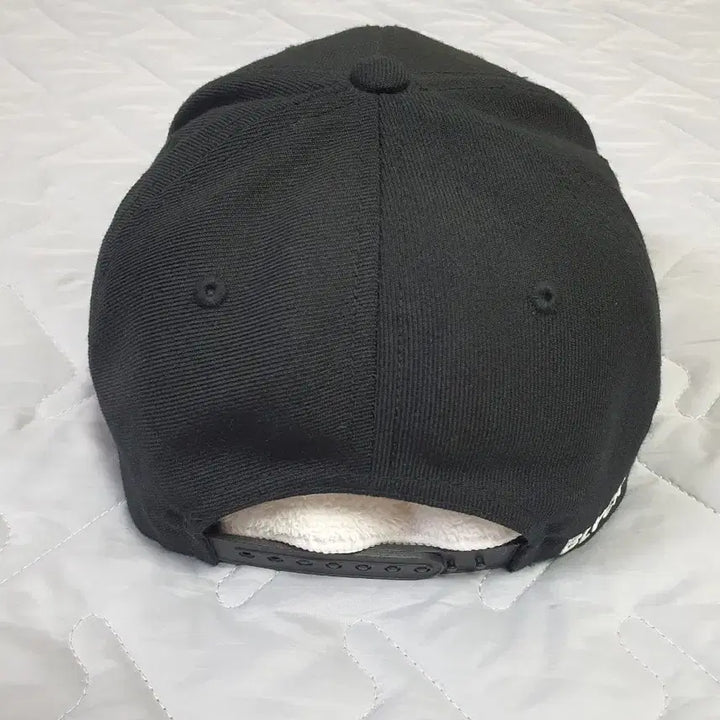 [SOLD OUT] 블랙스케일 스냅백 모자