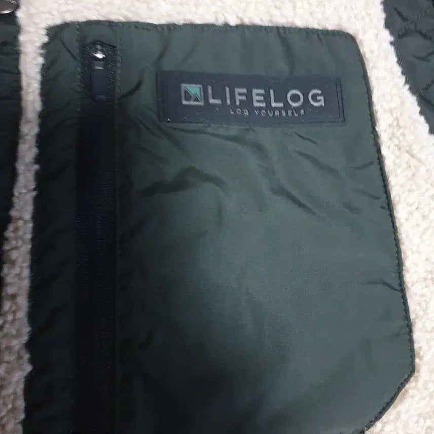 [BUNJANG] Life Log Reversible Fleece Vest (S) / 라이프로그 리버시블 플리스 조끼 베스트 (S)
