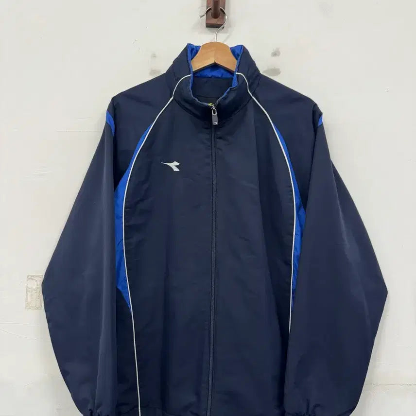 [BUNJANG] Diadora Windbreaker Zip-up Jacket / (100)디아도라 바람막이 집업자켓