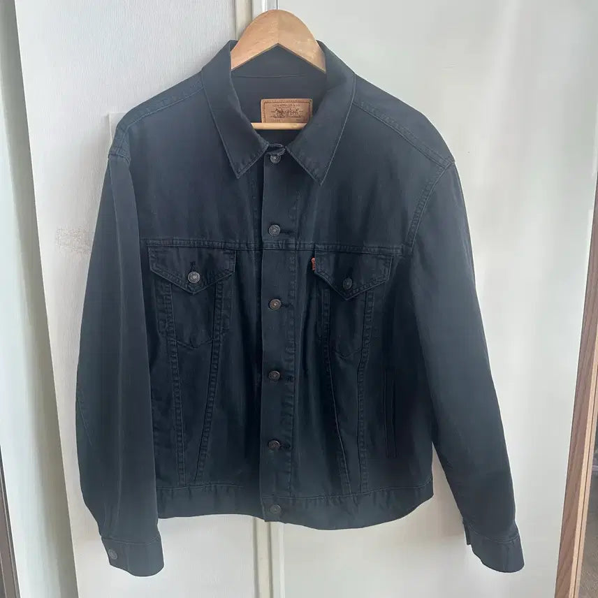 [SOLD OUT] 리바이스 트러커 오렌지탭 블랙 L