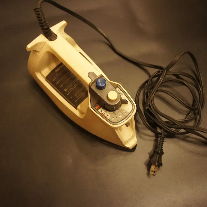 [BUNJANG] Vintage Parsona Iron Antique Korean Appliance / 빈티지다리미 파라소니다리미 일본다리미 엔틱소품 예쁜,빈티지소품UU