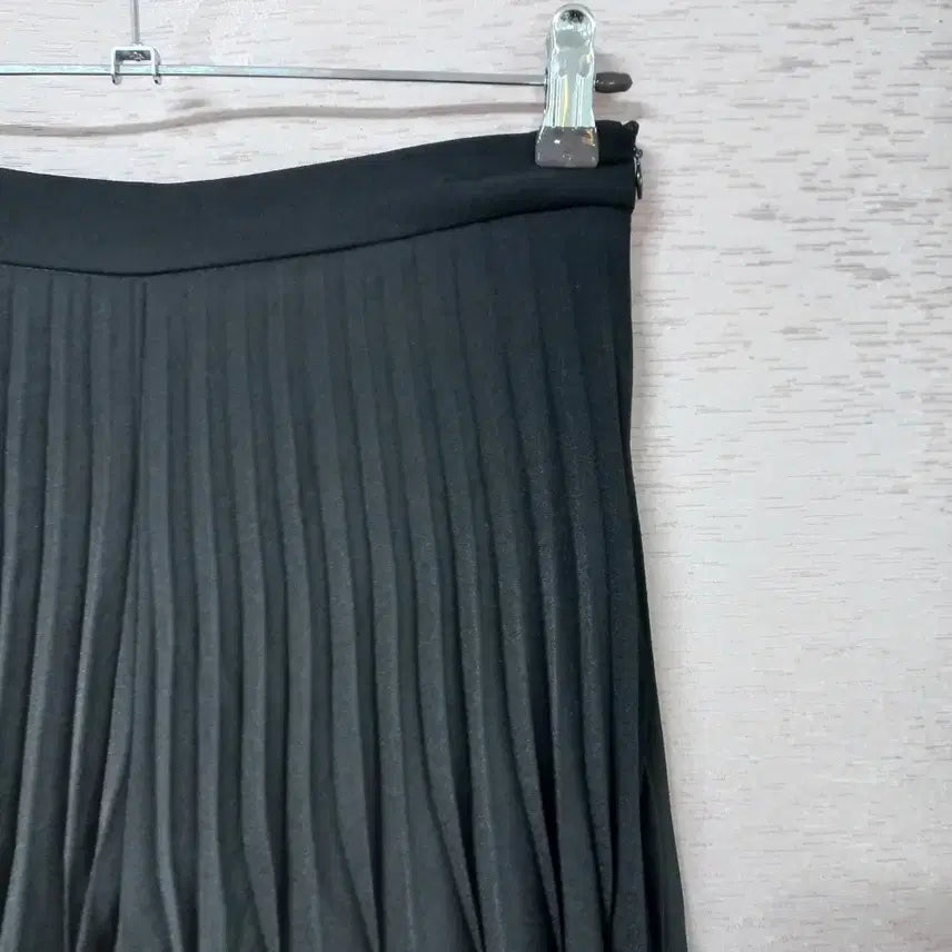 [BUNJANG] Black Pleated Pants (Women&
