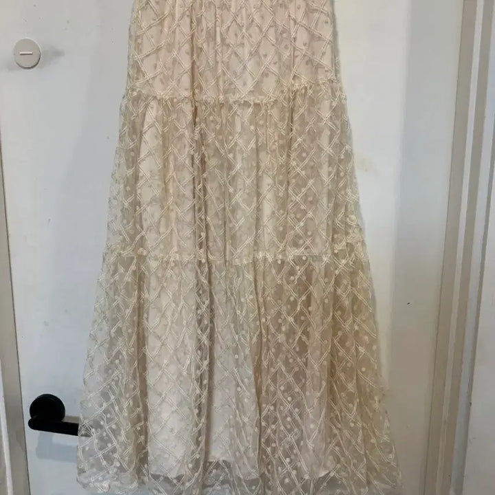 [BUNJANG] by flow Back Banding Skirt / by flow 바이플로우 백밴딩 스커트