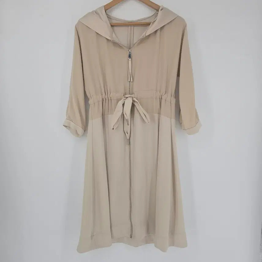 [BUNJANG] Beige Hooded Open Front Dress / 베이지 후드 지퍼 오픈형 원피스