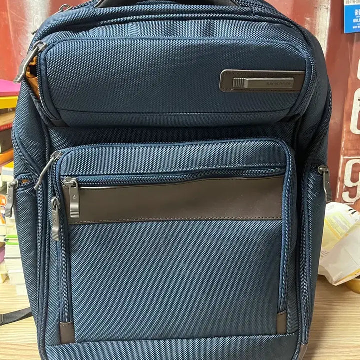 [BUNJANG] Samsonite Navy Backpack / 쌤소나이트 콤비 네이비 백팩