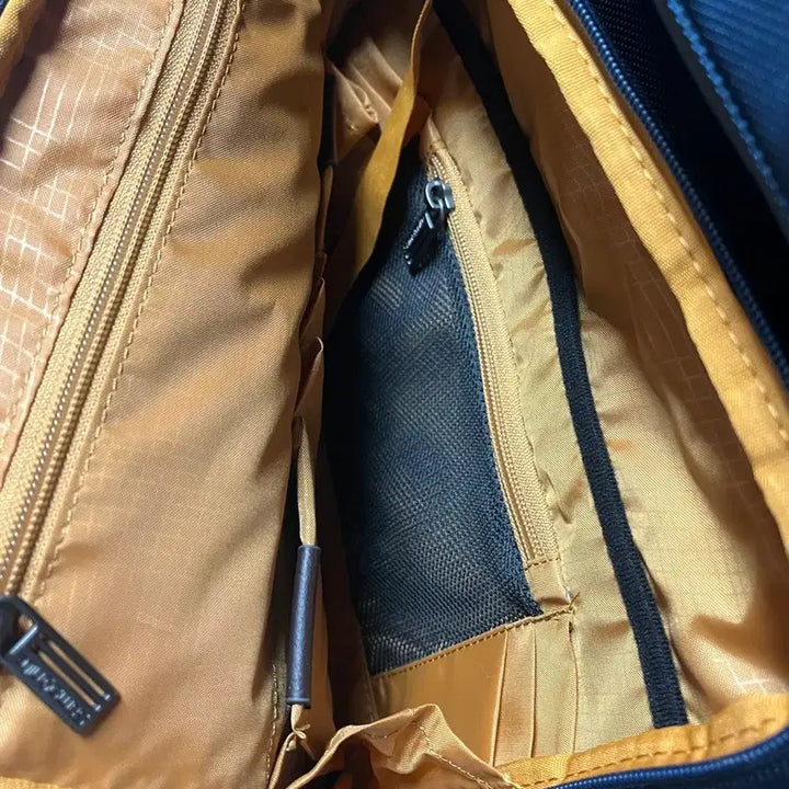 [BUNJANG] Samsonite Navy Backpack / 쌤소나이트 콤비 네이비 백팩