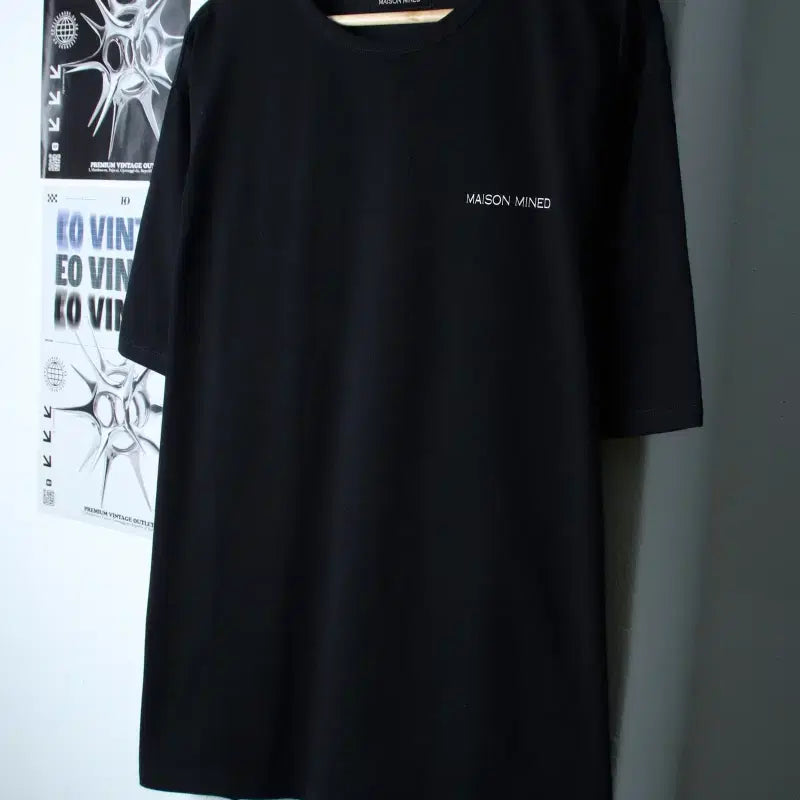 [BUNJANG] Maison Mineed Small Logo Black T-shirt / (L-2XL) 메종미네드 반팔 티셔츠 스몰로고 블랙 박시-182F3