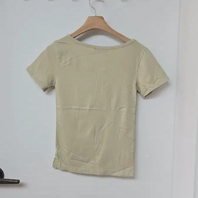 [BUNJANG] Light Green Round Neck T-shirt / 연그린 라운드 반팔