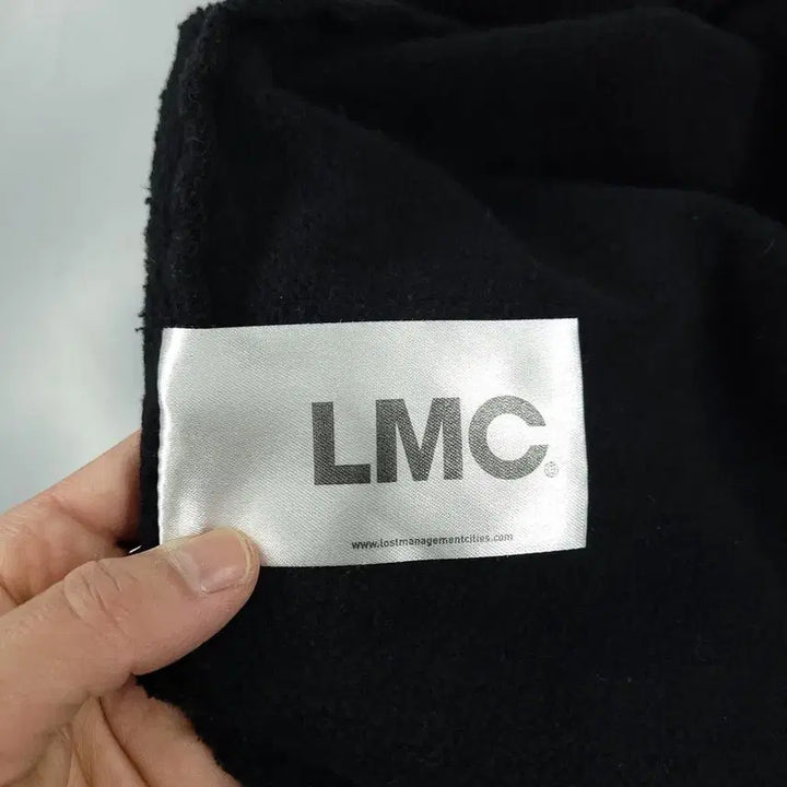 [BUNJANG] LMC Pixel Pattern Cotton Sweatshirt / LMC 엘엠씨 블랙 화이트 빅로고 픽셀패턴 기모 코튼 맨투맨 티셔츠 L