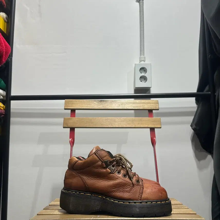 [BUNJANG] Dr. Martens Chucky Walker Boots Brown / UK6 250) 닥터마틴 부츠 처키 워커 브라운 made in UK