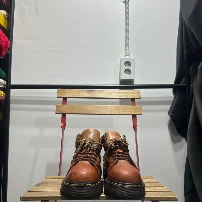 [BUNJANG] Dr. Martens Chucky Walker Boots Brown / UK6 250) 닥터마틴 부츠 처키 워커 브라운 made in UK