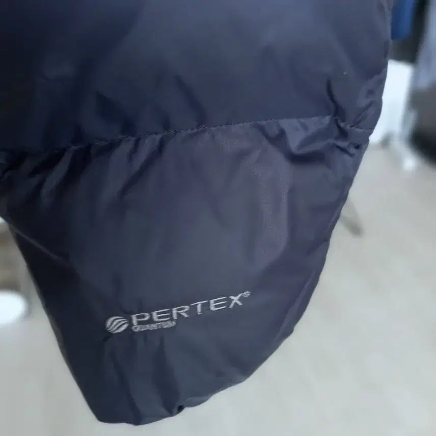 [BUNJANG] thisisneverthat Black Down Padded Jacket L Size / 디스이즈네버댓 블랙 다운 패딩 L사이즈