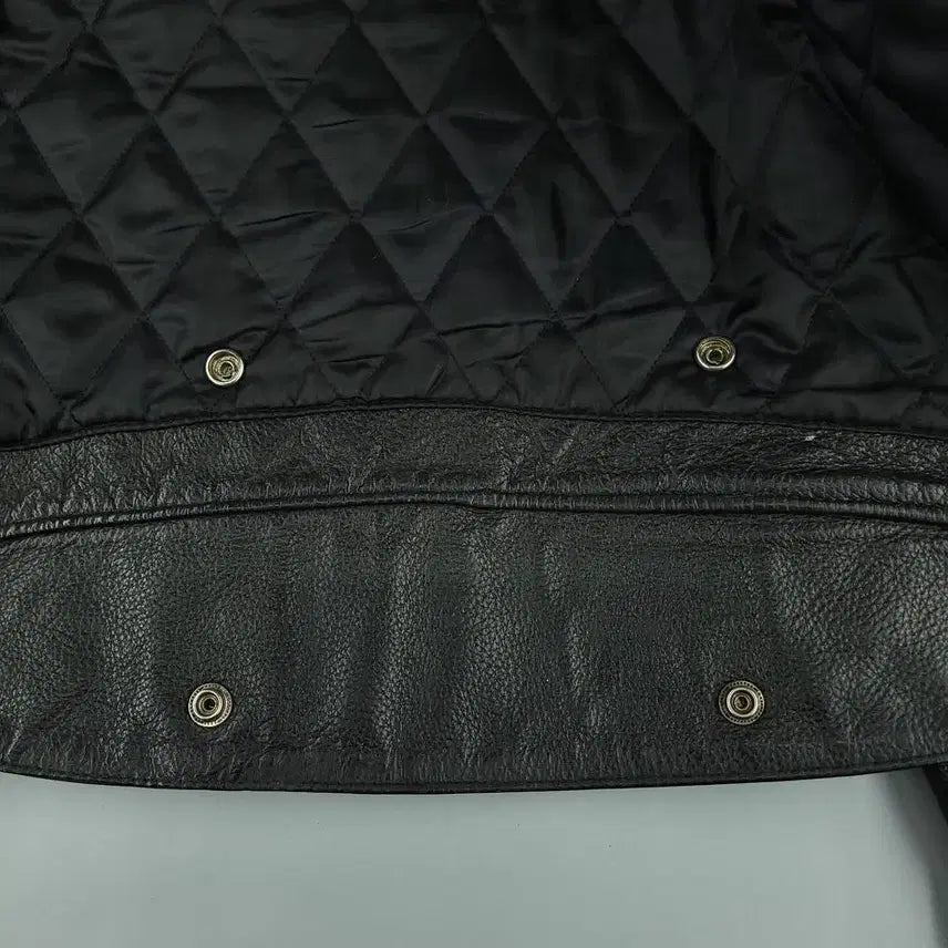 [BUNJANG] Lee Ssangbangwool 00s Aging Black Logo Inner Quilted Shoulder Detail Jacket / LEE 리 쌍방울 00s 에이징 블랙 로고 각인 이너퀼팅 언발란스 어깨견