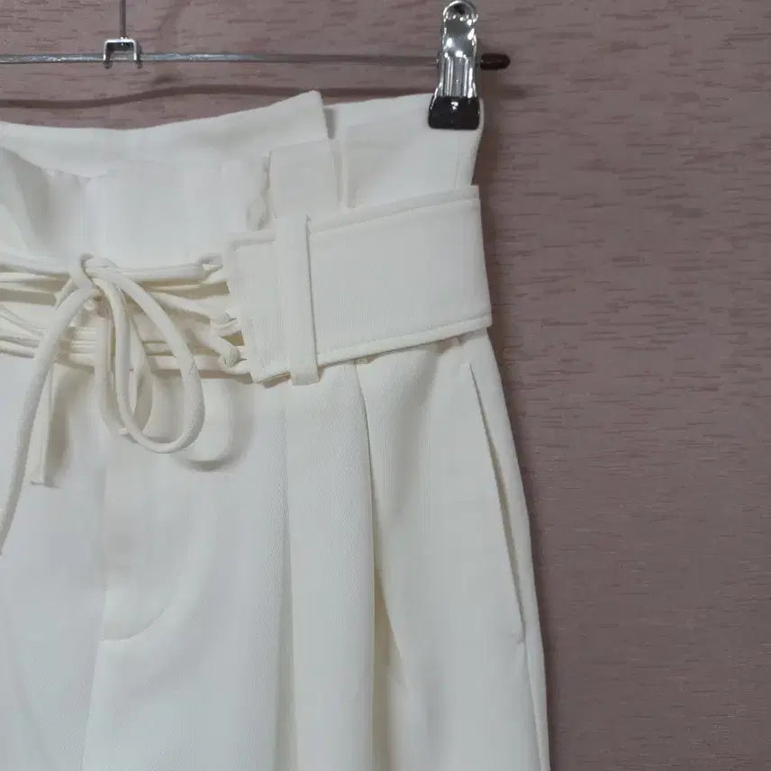 [BUNJANG] B4-16 Ivory Pants Women / B4-16/이로 아이보리 팬츠 여성