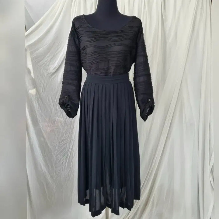 [BUNJANG] Black Pleated Long Skirt / 블랙 쉬폰 플리츠 롱 스커트