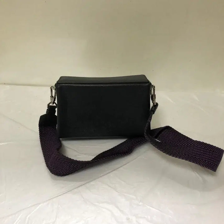 [BUNJANG] Lovecat Crossbody Bag / 러브캣 크로스백@9942