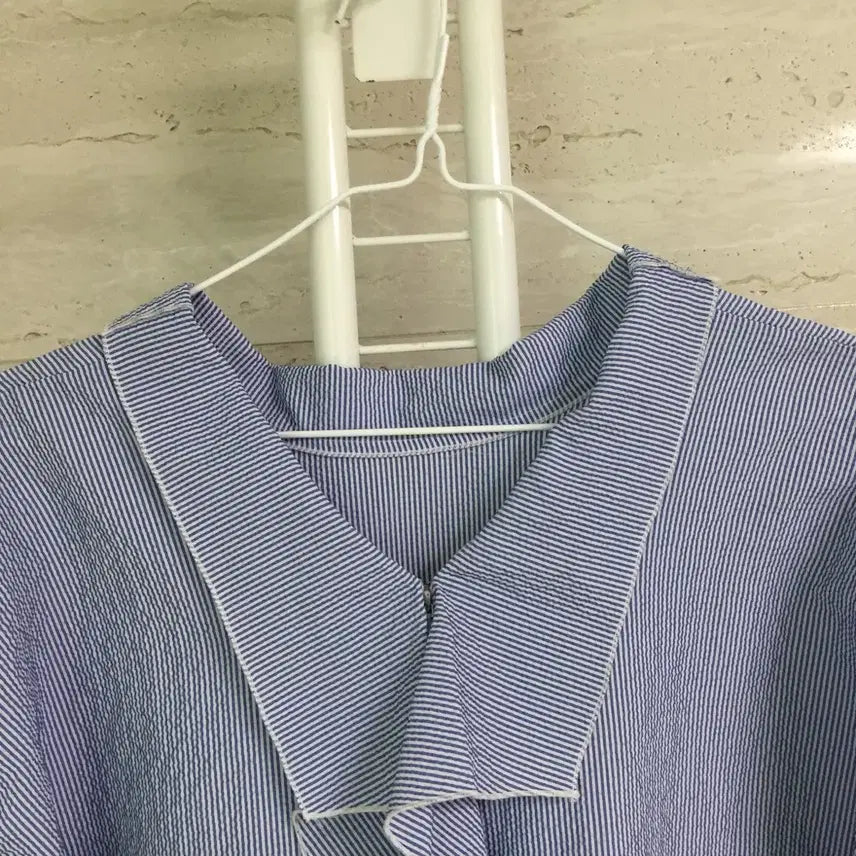 [BUNJANG] The Izzat Frill Puff Blouse / 더아아잗 프릴 퍼프 블라우스 85