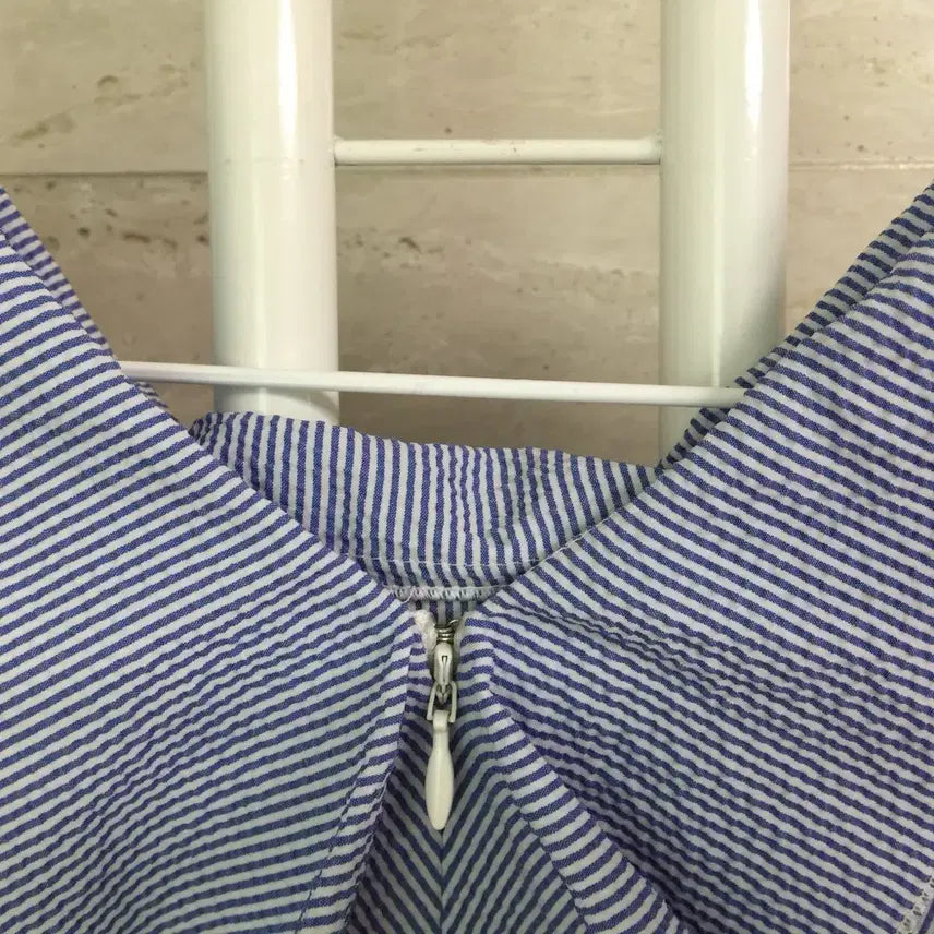 [BUNJANG] The Izzat Frill Puff Blouse / 더아아잗 프릴 퍼프 블라우스 85