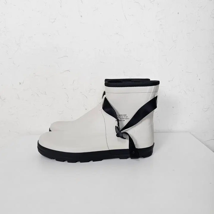 [SOLD OUT] 문스타 레인부츠 290