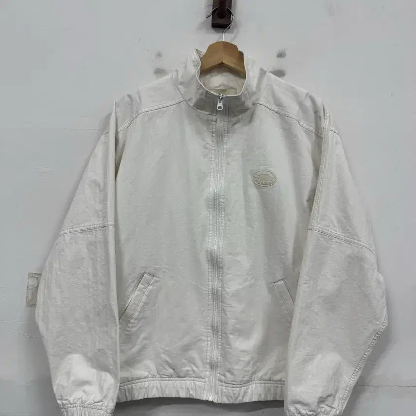 [SOLD OUT] 아비에무아 윈드브레이커 자켓