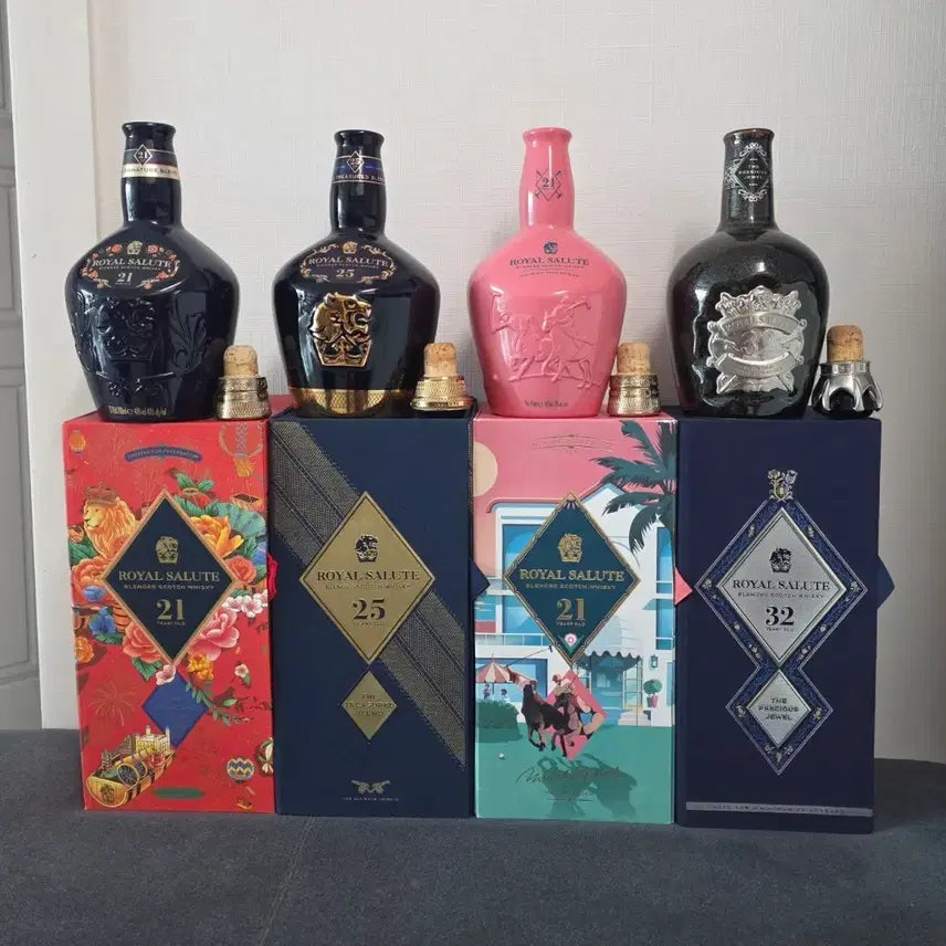 [BUNJANG] Royal Salute 21/25/32 Year Old Empty Bottle Bundle / 로얄살루트 21년 25년 32년산 위스키 공병