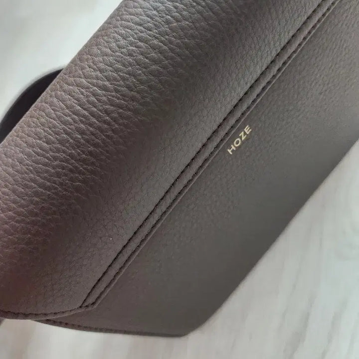 [BUNJANG] Hojae Brown Leather Crossbody Bag / 새상품급))호재. 브라운 레더 플랩 크로스백