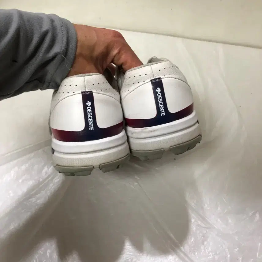 [SOLD OUT] 데상트 골프화 275MM@9902