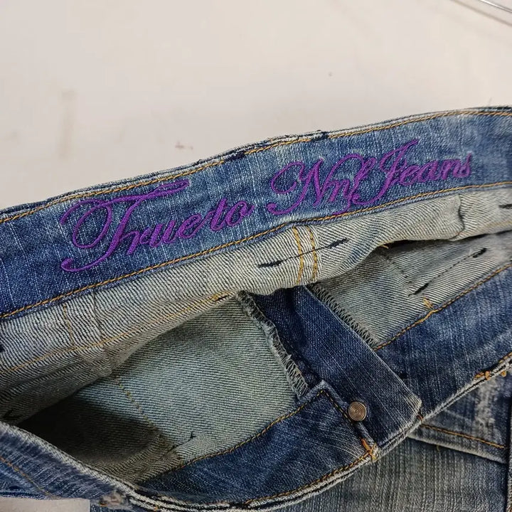 [BUNJANG] Vintage Style Denim Bootcut Jeans (Size 30) / 빈티지 스타일 데님 부츠컷 청바지 30사이즈 봄가을  64163