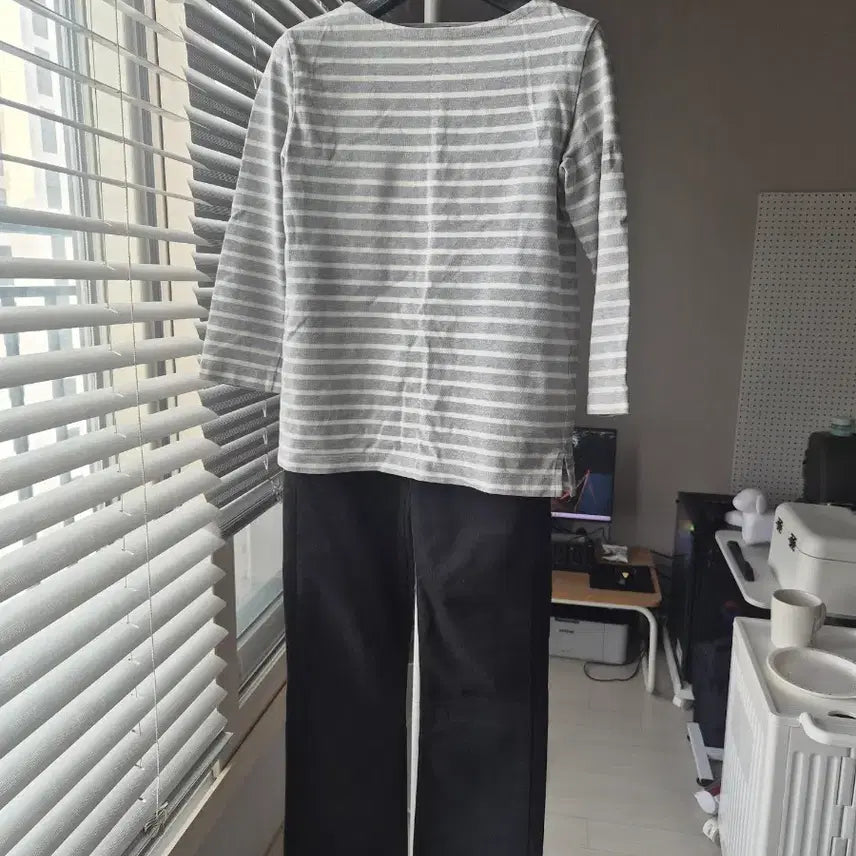 [BUNJANG] Black and White T-Shirt S / 블랙앤화이트 티 S 55