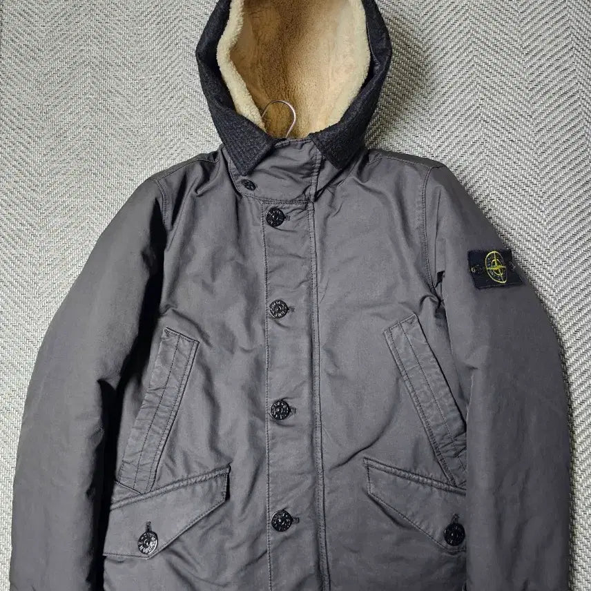 [SOLD OUT] 스톤아일랜드 다비드-TC 양털 후드 다운 자켓