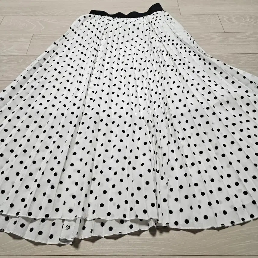 [BUNJANG] Waterdrop Dot Pleated Long Skirt Set / 물방울 도트 롱 스커트 아이보리/화이트 플리츠 55 사이즈 2벌