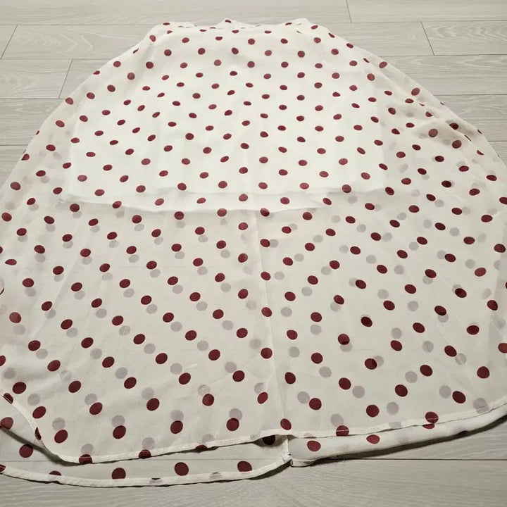 [BUNJANG] Waterdrop Dot Pleated Long Skirt Set / 물방울 도트 롱 스커트 아이보리/화이트 플리츠 55 사이즈 2벌