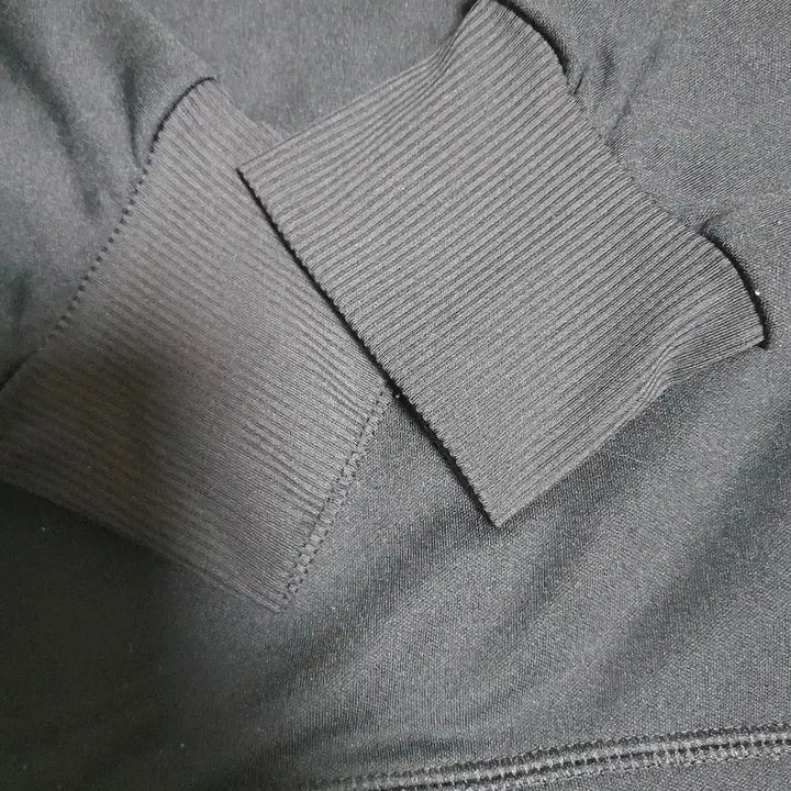 [BUNJANG] Nike Gold Swoosh Half Zip-Up Black M / [상태최상] 나이키 금색 스우시 하프집업 블랙 M