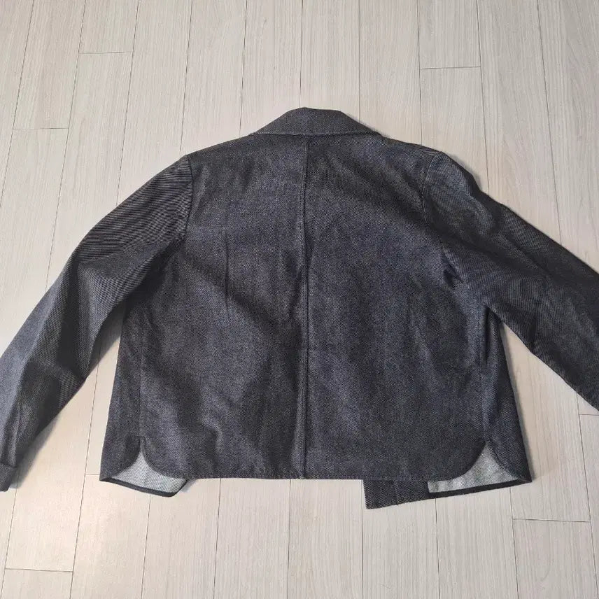 [SOLD OUT] COS 코스 스냅 버튼  데님 자켓