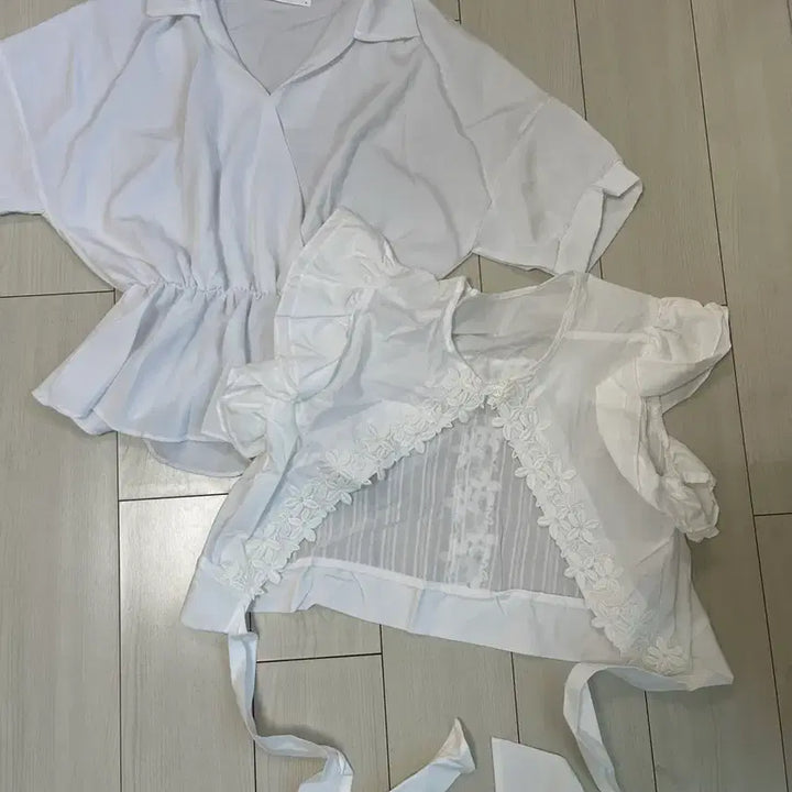 [SOLD OUT] 화이트 블라우스 3종 일괄판매 free사이즈