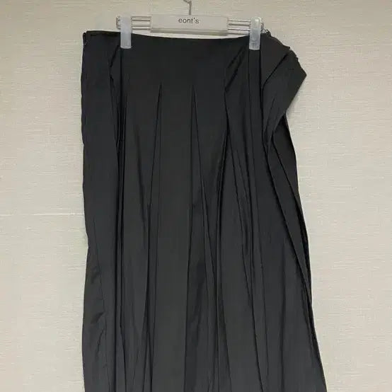 [BUNJANG] EONTS Offbeat Pleats Skirt / EONTS O ffbeat pleats skirt