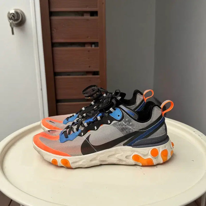 [BUNJANG] Nike React Element 87 Thunder Blue Total Orange Sneakers / 나이키 리액트 엘리먼트 87 썬더블루 토탈오렌지 255(260-265도