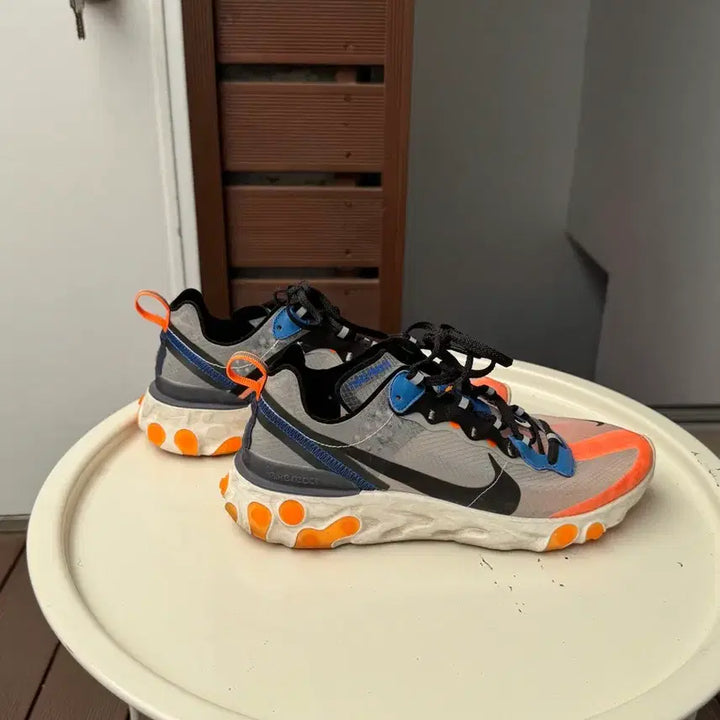 [BUNJANG] Nike React Element 87 Thunder Blue Total Orange Sneakers / 나이키 리액트 엘리먼트 87 썬더블루 토탈오렌지 255(260-265도