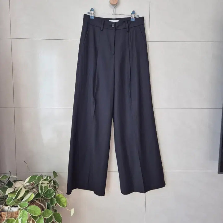 [BUNJANG] YUMMER Elle Wide Slacks Black Pants / 유메르 엘르 와이드 슬랙스 블랙 2싸이즈m 새상품