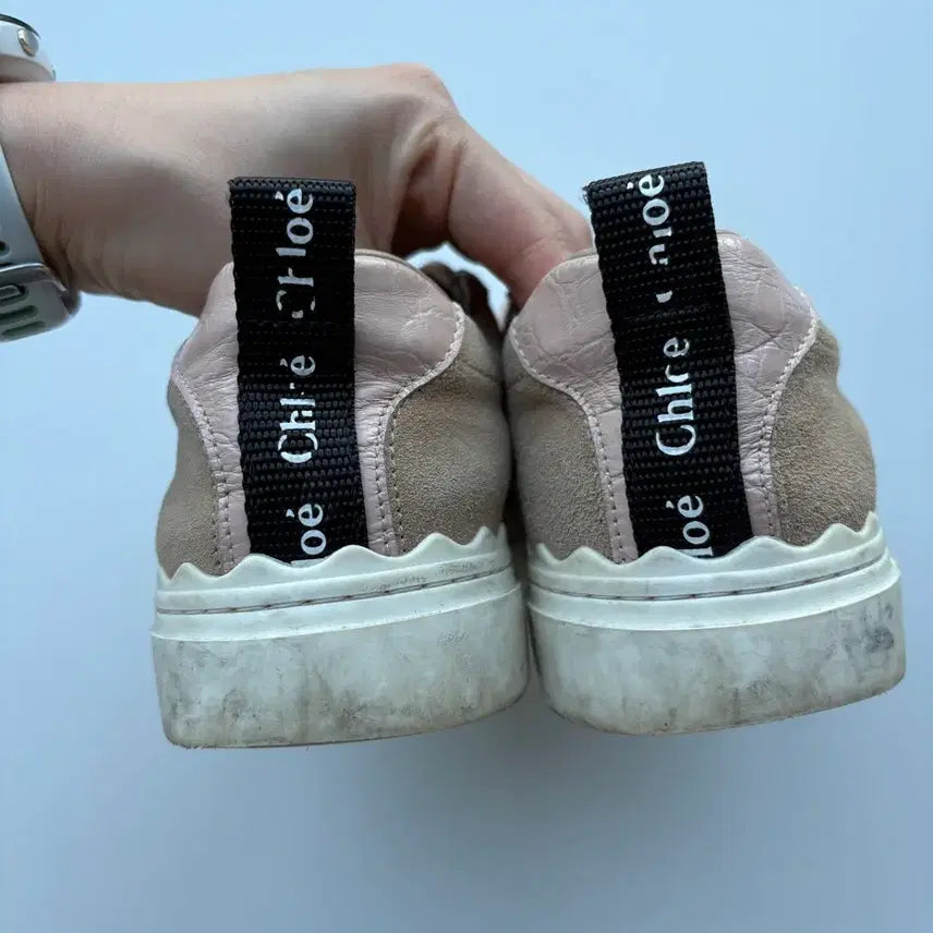 [SOLD OUT] 끌로에 스웨이드 스니커즈 베이지 톤
