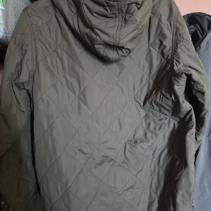 [BUNJANG] Jeep Quilted Jacket Khaki Size 100 / 지프 퀄팅 자켓 카키 100
