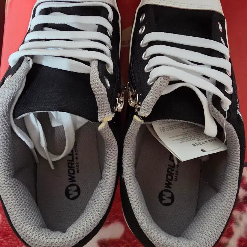 [BUNJANG] Jennings Black Sneakers / 제닝스 블랙 스니커즈