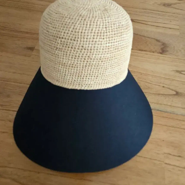 [BUNJANG] Helen Kaminski Hat / 헬렌카민스키
