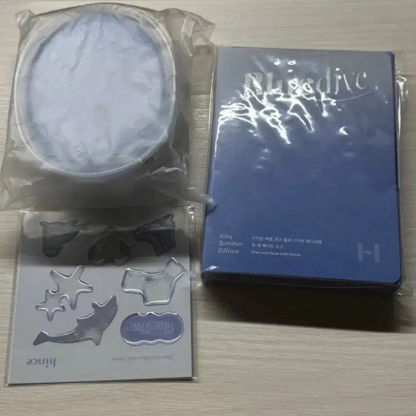 [BUNJANG] Hince Enhypen Sunghoon Special Gift Pack Bundle Set / 힌스 파우치 블루다이브 엔하이픈 성훈 스페셜 기프트팩 일괄 양도 스티커