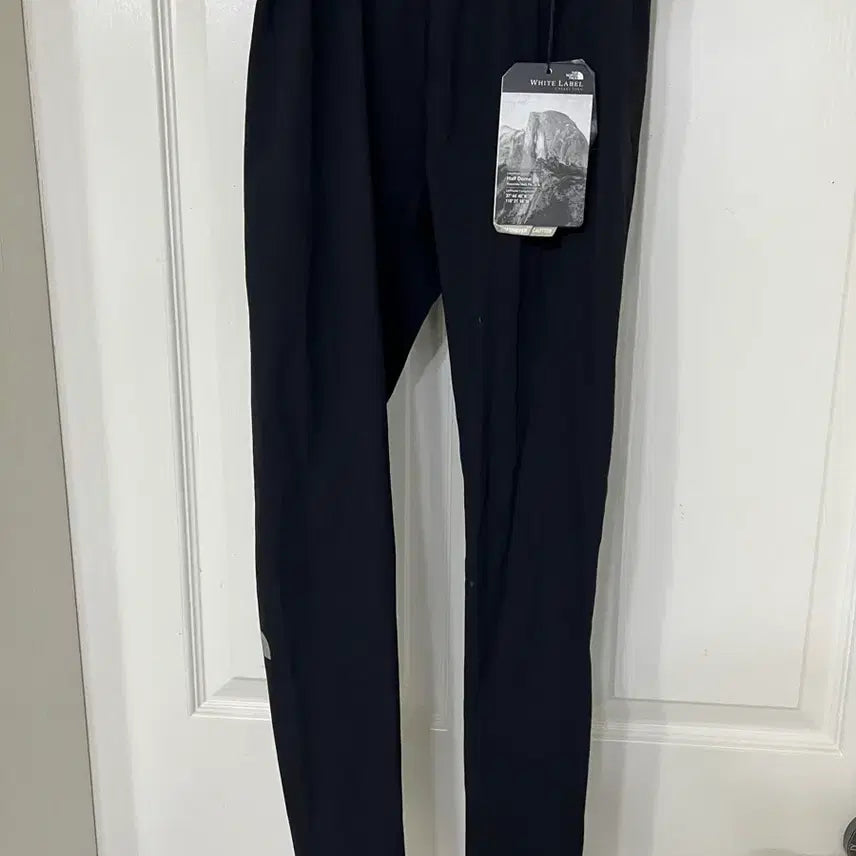 [BUNJANG] The North Face White Label Black Leggings / 노스페이스 화이트라벨 블랙 레깅스